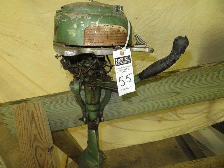 Early Vintage JOHNSON 4 or 5 hp, very old, rare Outboard Motor, Very Good external condition - LOOK AT ALL PHOTOS - Located at 1235 Belangia Road, Havelock, NC