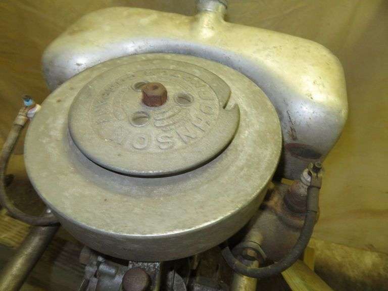 Early Vintage JOHNSON 2 Cylinder, very very old, rare Outboard Motor, Very Good external condition - LOOK AT ALL PHOTOS - Located at 1235 Belangia Road, Havelock, NC