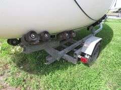 GLOUCESTER  22 foot SAILBOAT, Very good condition, Hull ID  GY100887ML485, with LONG Galvanized self adjusting trailer