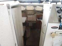 BAYLINER  28 foot CIERRA with gasoline Inboard Engine, with Cabin, Galley & Dining Area, Toilet, Electronics, Accessories,