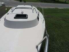 GLOUCESTER  22 foot SAILBOAT, Very good condition, Hull ID  GY100887ML485, with LONG Galvanized self adjusting trailer