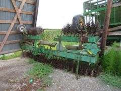 JOHN DEERE Model 400 ROTARY HOE