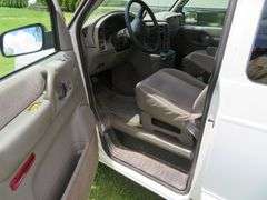 1995 CHEVROLET  ASTRON VAN, runs and drives, mileage showing 184,223, VIN  1GNDM19X55B114686