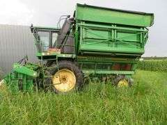 JOHN DEERE 9965 4 Row Cotton Picker, will run, needs repair, good parts machine