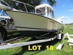 1990  SHAMROCK  PILOT HOUSE, Inboard gasoline engine, boat in very good condition, look at all photos, Hull ID - SHA02775J990, with galvanized boat trailer
