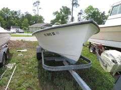 ATLANTIC 18 foot Center Console Fiberglass Boat with motor well, 70 hp EVINRUDE OUTBOARD Motor & LONG galvanized boat trailer, Boat Hull ID ATNOO868G585