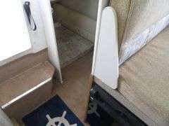 BAYLINER  28 foot CIERRA with gasoline Inboard Engine, with Cabin, Galley & Dining Area, Toilet, Electronics, Accessories,