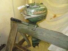 Early Vintage JOHNSON 5 hp, very old, rare Outboard Motor, Very Good external condition - LOOK AT ALL PHOTOS - Located at 1235 Belangia Road, Havelock, NC