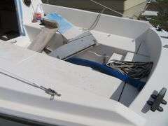 GLOUCESTER  22 foot SAILBOAT, Very good condition, Hull ID  GY100887ML485, with LONG Galvanized self adjusting trailer