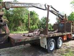 1994 MACK  Tandem Axle LOG TRUCK with PRENTICE Knuckle Boom Loader, Truck & Loader in excellent running condion, runs and operates as should, Truck VIN  1M2B209C8RM014438 - LOOK AT VIDEO & ALL PHOTOS POSTED