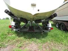 GLOUCESTER  22 foot SAILBOAT, Very good condition, Hull ID  GY100887ML485, with LONG Galvanized self adjusting trailer