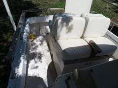 1990  SHAMROCK  PILOT HOUSE, Inboard gasoline engine, boat in very good condition, look at all photos, Hull ID - SHA02775J990, with galvanized boat trailer