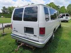 1998 FORD  PASSENGER VAN, TRITON V-10 engine, runs and drives as should, mileage showing 195,546, VIN 1FBSS31S5WHB39382
