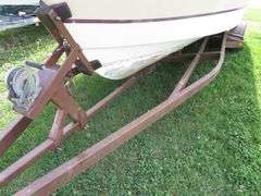 BAYLINER - CABIN BOAT & TRAILER