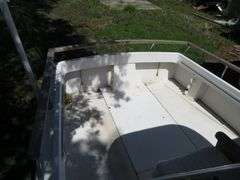 1990  SHAMROCK  PILOT HOUSE, Inboard gasoline engine, boat in very good condition, look at all photos, Hull ID - SHA02775J990, with galvanized boat trailer