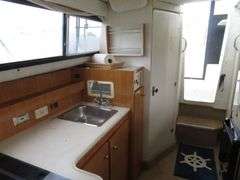 BAYLINER  28 foot CIERRA with gasoline Inboard Engine, with Cabin, Galley & Dining Area, Toilet, Electronics, Accessories,