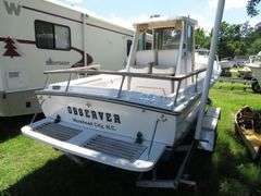 1990  SHAMROCK  PILOT HOUSE, Inboard gasoline engine, boat in very good condition, look at all photos, Hull ID - SHA02775J990, with galvanized boat trailer