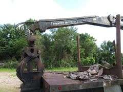 1994 MACK  Tandem Axle LOG TRUCK with PRENTICE Knuckle Boom Loader, Truck & Loader in excellent running condion, runs and operates as should, Truck VIN  1M2B209C8RM014438 - LOOK AT VIDEO & ALL PHOTOS POSTED