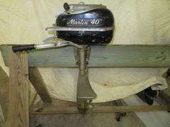 Early Vintage MARTIN  Model "40", rare, hard to find Outboard Motor, Very Good external condition - LOOK AT ALL PHOTOS - Located at 1235 Belangia Road, Havelock, NC