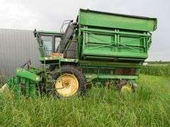 JOHN DEERE 9965 4 Row Cotton Picker, will run, needs repair, good parts machine
