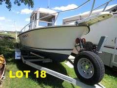 1990  SHAMROCK  PILOT HOUSE, Inboard gasoline engine, boat in very good condition, look at all photos, Hull ID - SHA02775J990, with galvanized boat trailer