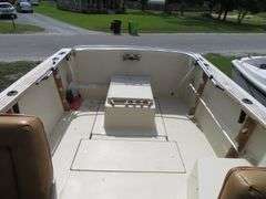 BAYLINER - CABIN BOAT & TRAILER