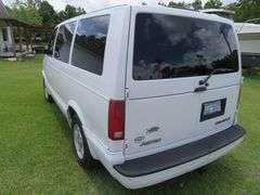 1995 CHEVROLET  ASTRON VAN, runs and drives, mileage showing 184,223, VIN  1GNDM19X55B114686