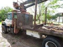 1994 MACK  Tandem Axle LOG TRUCK with PRENTICE Knuckle Boom Loader, Truck & Loader in excellent running condion, runs and operates as should, Truck VIN  1M2B209C8RM014438 - LOOK AT VIDEO & ALL PHOTOS POSTED