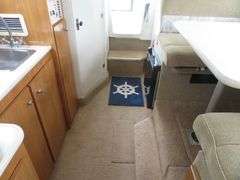 BAYLINER  28 foot CIERRA with gasoline Inboard Engine, with Cabin, Galley & Dining Area, Toilet, Electronics, Accessories,
