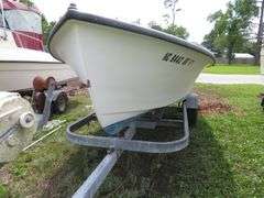 ATLANTIC 18 foot Center Console Fiberglass Boat with motor well, 70 hp EVINRUDE OUTBOARD Motor & LONG galvanized boat trailer, Boat Hull ID ATNOO868G585
