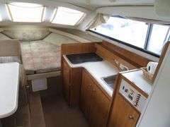 BAYLINER  28 foot CIERRA with gasoline Inboard Engine, with Cabin, Galley & Dining Area, Toilet, Electronics, Accessories,