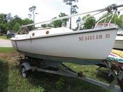 COM PAC SAIL BOAT