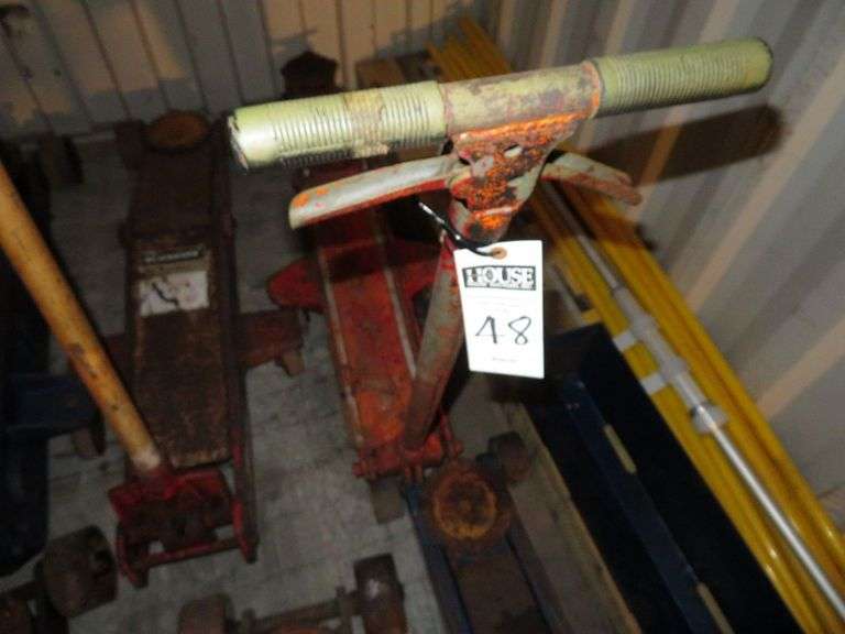 Extra Large Floor Jack image
