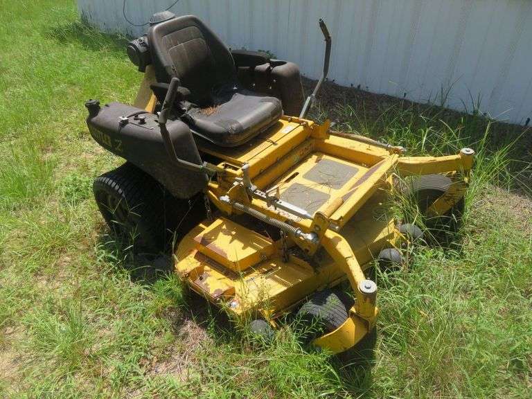 HUSTLER ZERO TURN Lawn Mower, Needs Battery, current running condition unknow, but was operated when last parke FEB 2024 or earlier. image