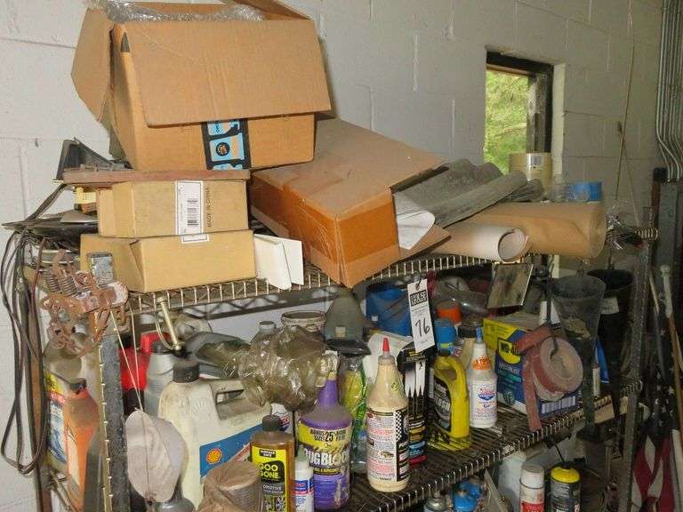 Entire contents of shelf and shelf unit image