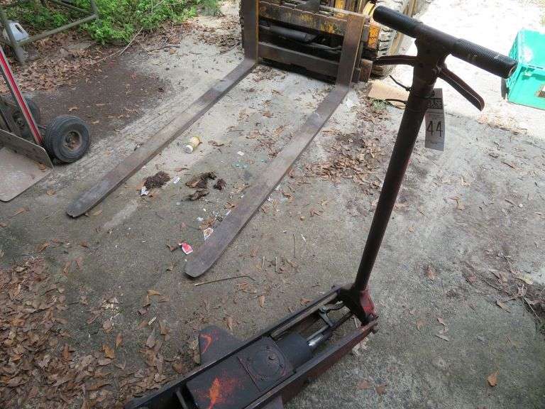 Extra Large Floor Jack image