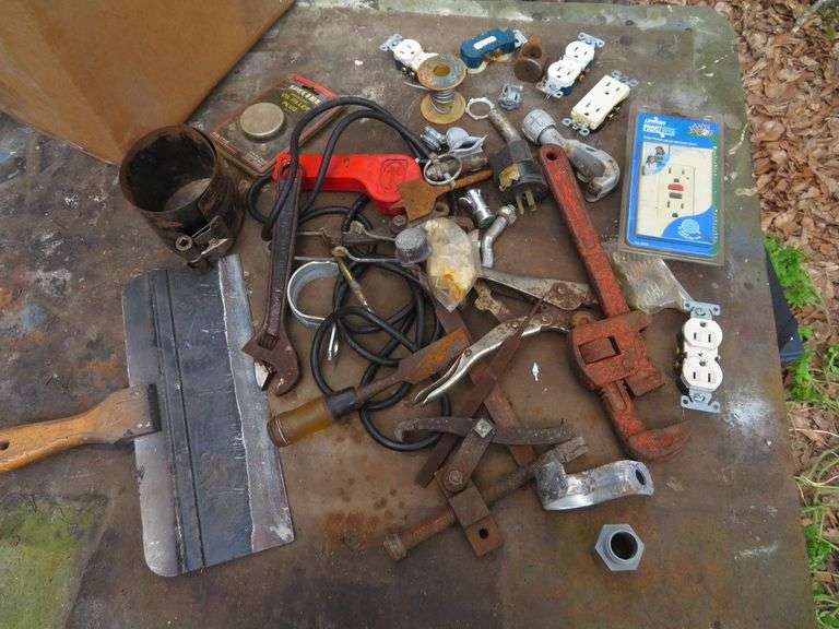 Assorted tools, electrical outlets image