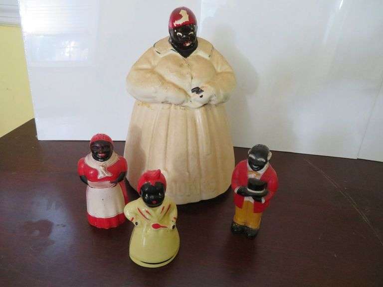 Early American figurines and cookie jar image