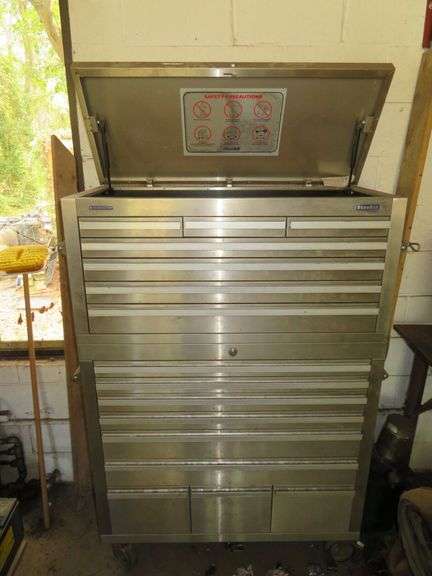 Large STEELTECH Tool Chest with 16 drawers image