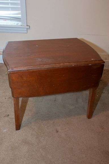 Drop Leaf Table, approx. 26"L x 33"W x 20.5"H extended, approx. 26"L x 19"W x 20.5"H unextended image