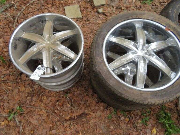 4 Rims, two with tires 275/40ZR20106W;  2 Rims without tires with are same size rims as the ones with tires image