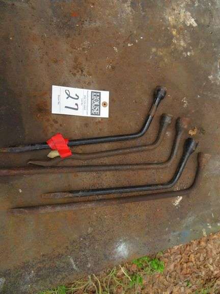 5 Lug Wrenches image