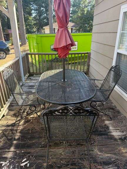 5 piece Iron Table Oblong 66" x 38", 4 chairs image