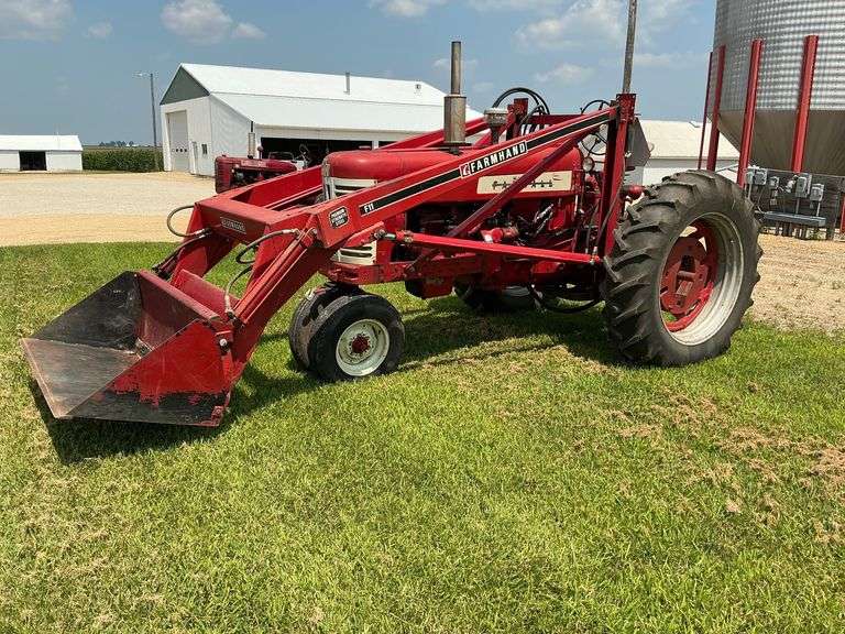 IH Farmall 450, gas, NF image