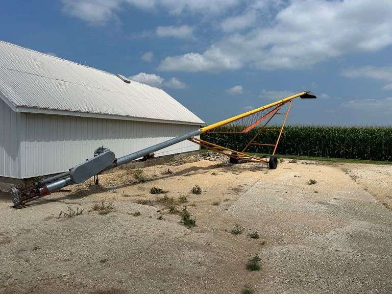 Mayrath 72’ x 8” Auger image