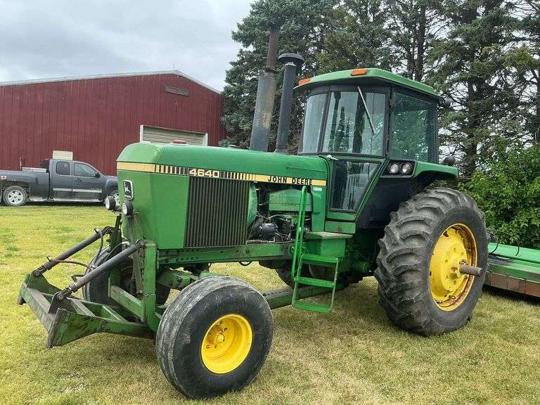 1981 JD 4640, 2WD, 5665 hrs., quad range, 2 hyd., large 1000 pto, quick hitch, D range is out, image