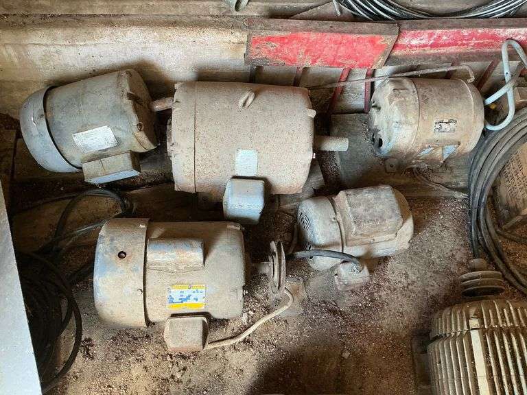 (5) Electric Motors - 15 hp, 5 hp, 3 hp, (2) 1 1/2 hp image