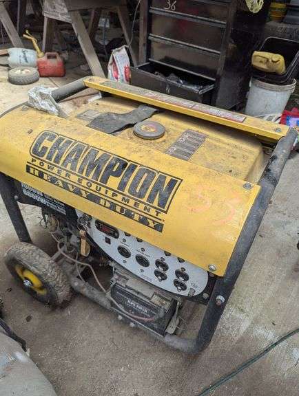 Champion 6000W Heavy Duty Portable Generator