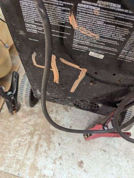 Schumacher Electric Battery Charger