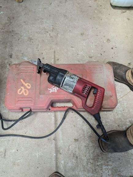 Milwaukee 6507 Sawzall with Case